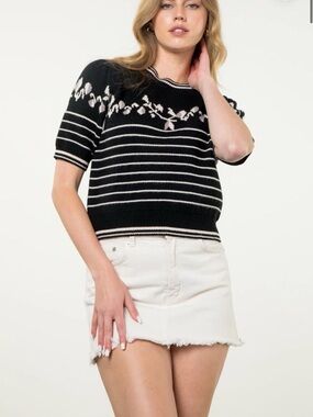 THML Bailey Black and White Sweater Size L EUC